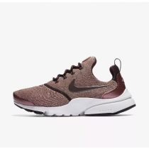 NIKE PRESTO FLY SE Chaussure pour Femme Vin Porto/Rose particule/Noir/Acajou métallique 910570-602