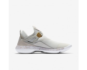 Chaussure Nike Jordan Fly '89 Pour Homme Lifestyle Beige Clair/Blanc/Infrarouge 23/Or Métallique_NO. 940267-022